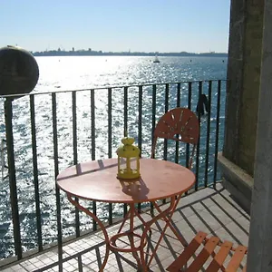 https://casa-sulla-laguna.hotelinveneto.com